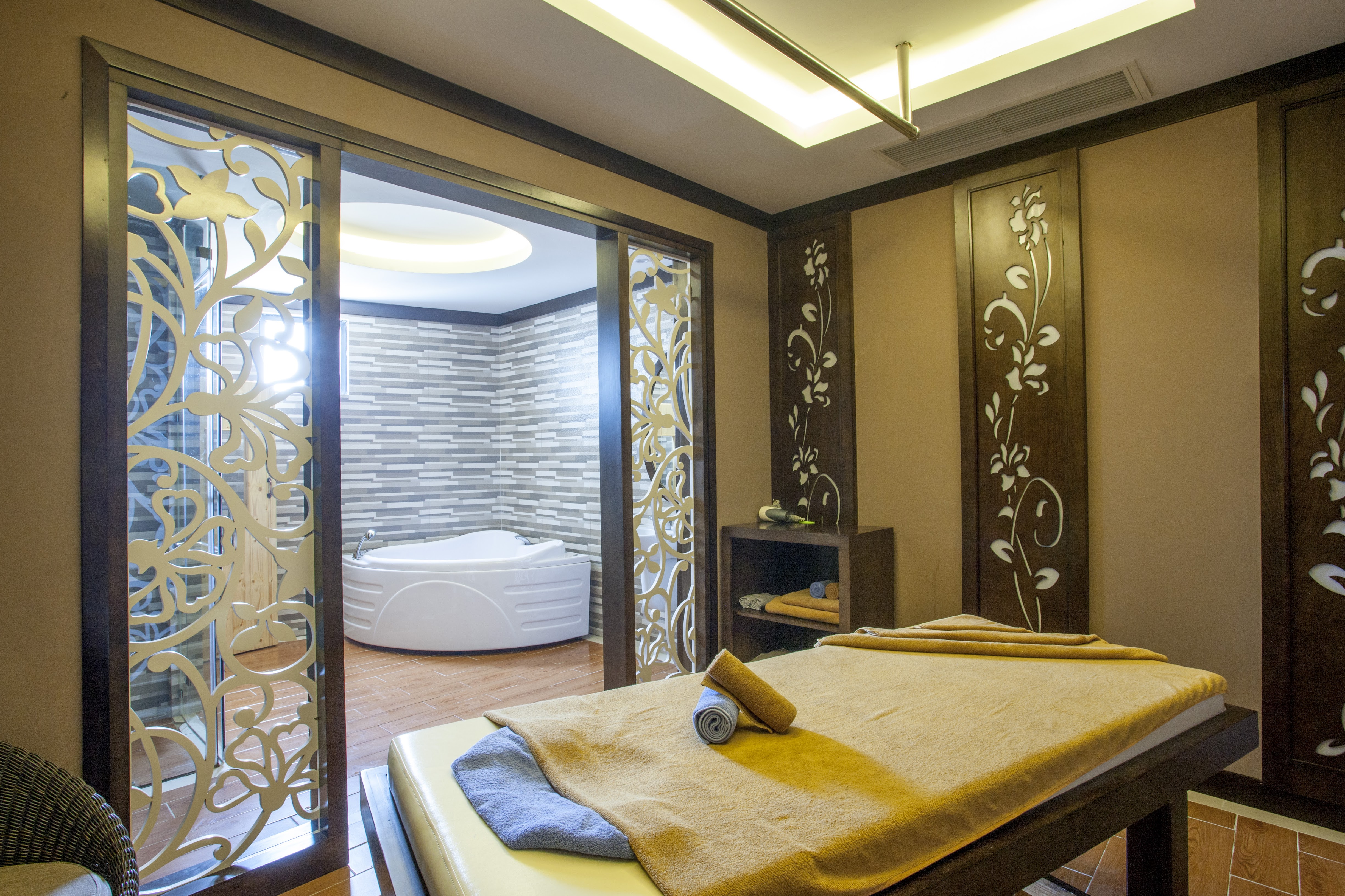 Mường Thanh Luxury Nhật Lệ